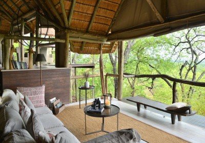 HOTEL GHOHA HILLS SAVUTI LODGE